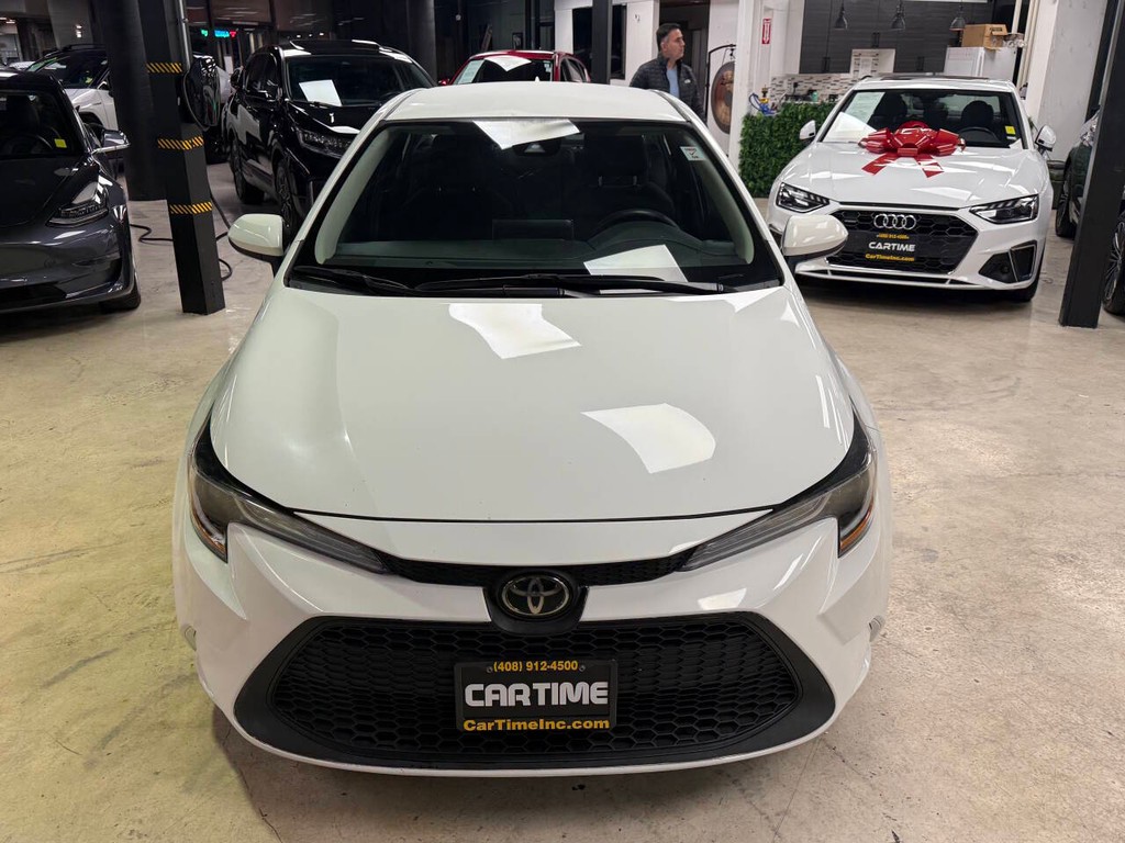 Toyota Corolla Vehicle Full-screen Gallery Image 07