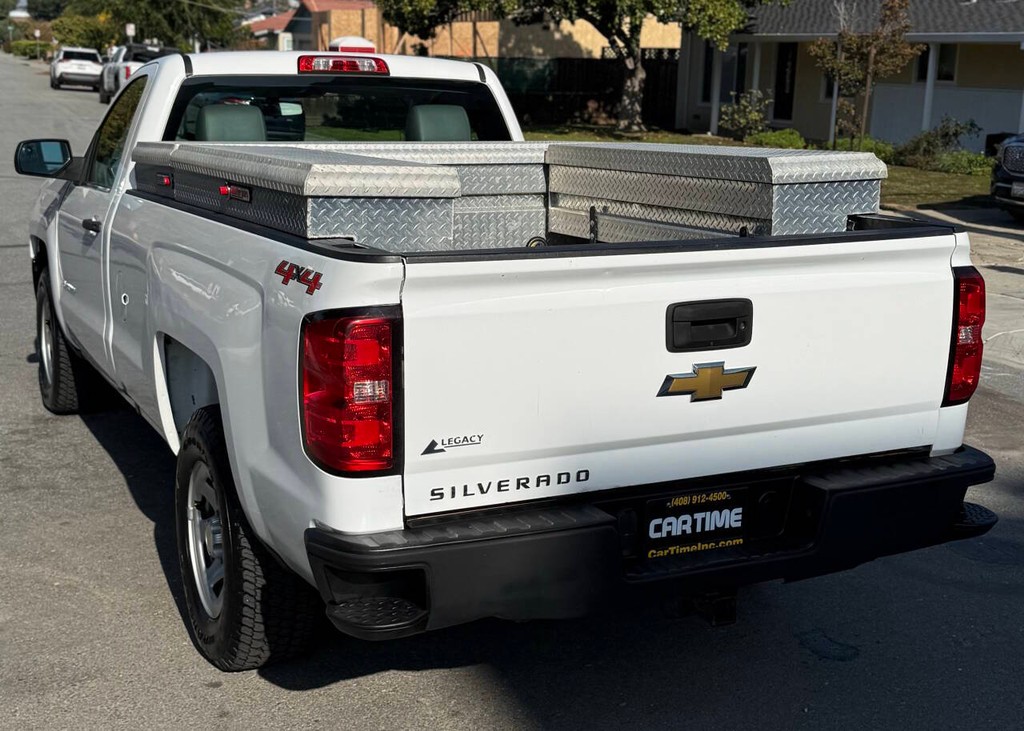 Chevrolet Silverado 1500 Vehicle Full-screen Gallery Image 09