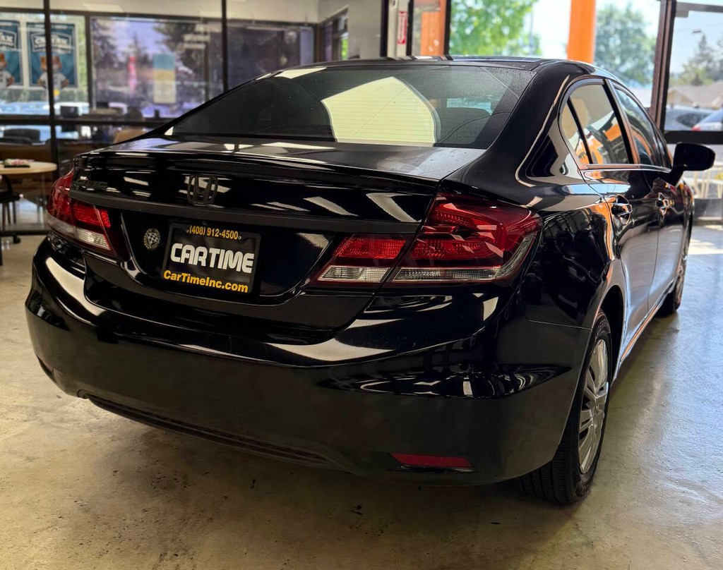 Honda Civic Vehicle Full-screen Gallery Image 08