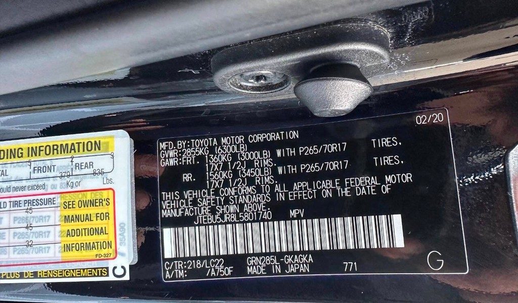 Toyota 4Runner Vehicle Full-screen Gallery Image 21