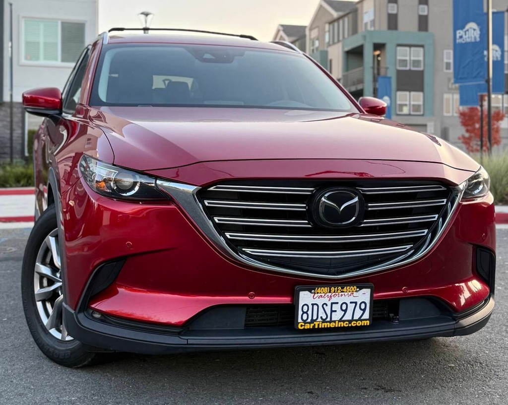 Mazda CX-9 Vehicle Full-screen Gallery Image 03