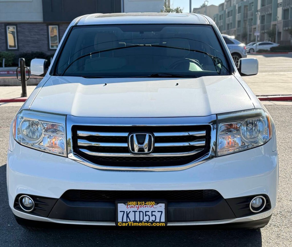 Honda Pilot Vehicle Full-screen Gallery Image 02