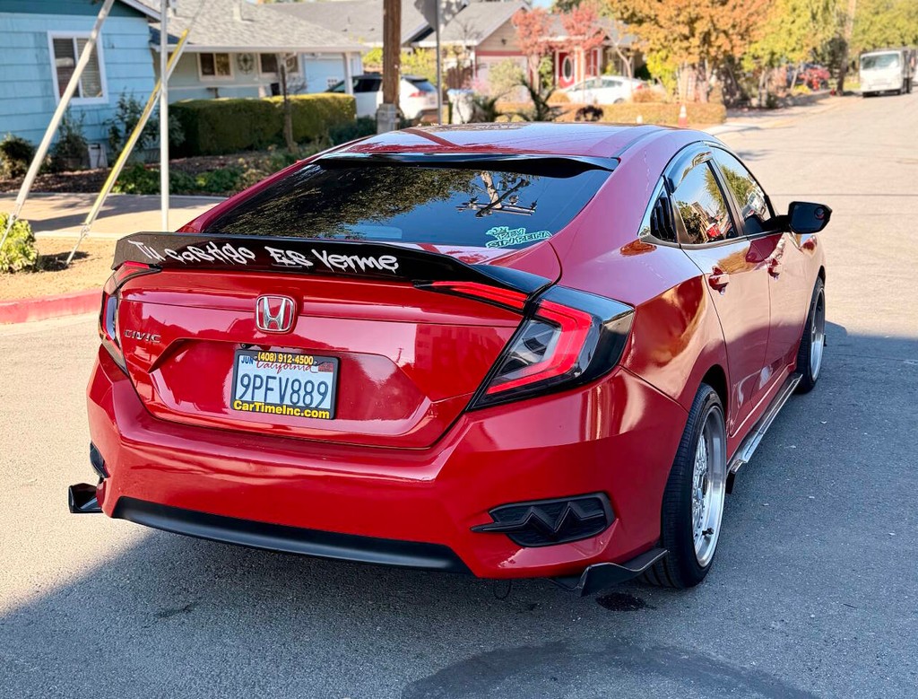 Honda Civic Sedan Vehicle Full-screen Gallery Image 08