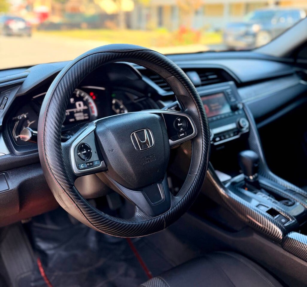 Honda Civic Sedan Vehicle Full-screen Gallery Image 09