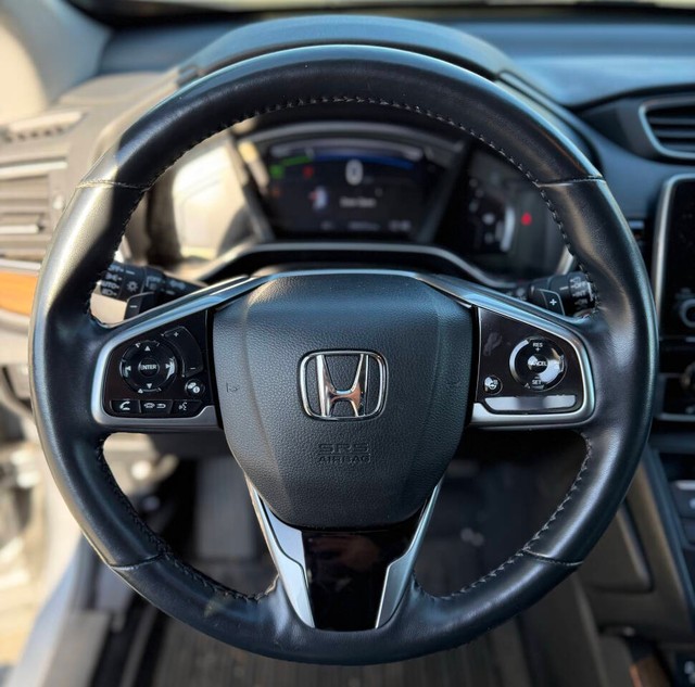 Honda CR-V Hybrid Vehicle Full-screen Gallery Image 10