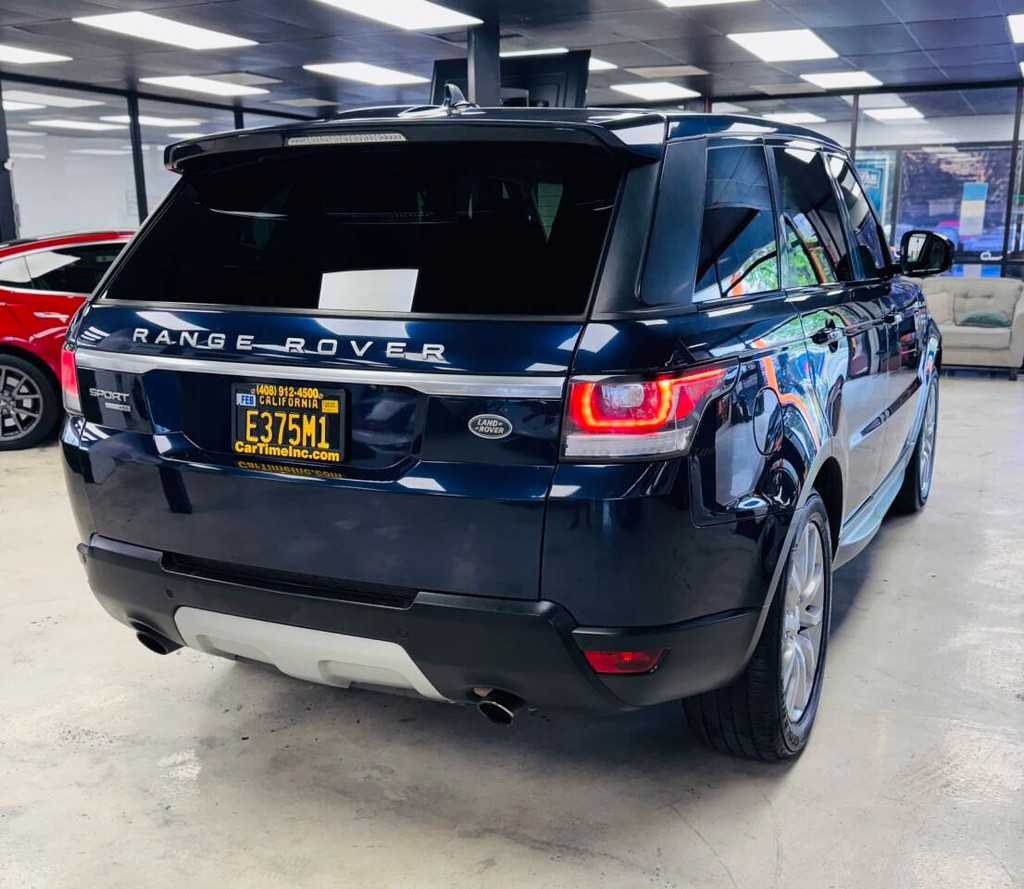 Land Rover Range Rover Sport Vehicle Full-screen Gallery Image 07