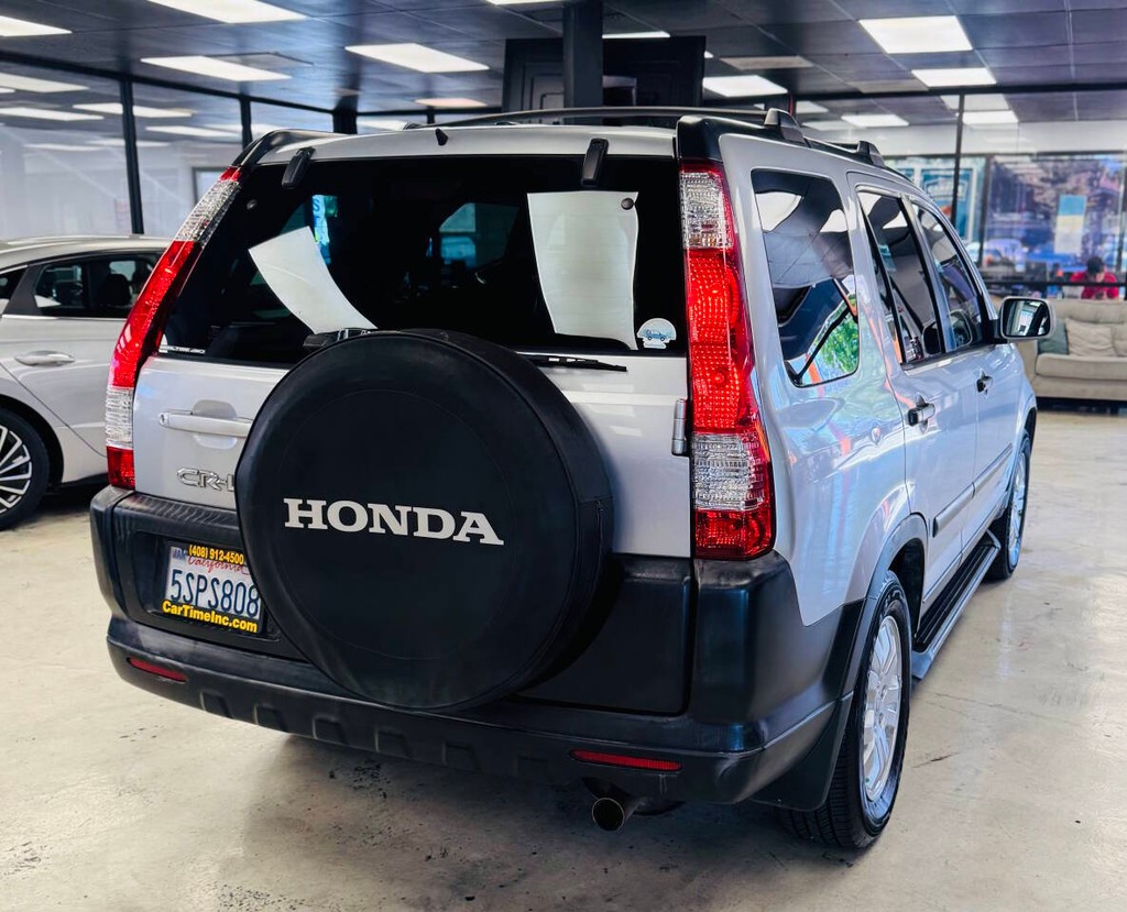 Honda CR-V Vehicle Full-screen Gallery Image 08