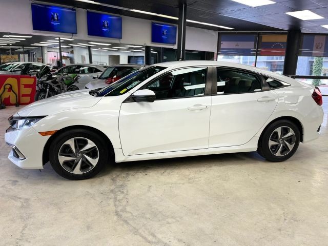 Honda Civic Sedan Vehicle Full-screen Gallery Image 02