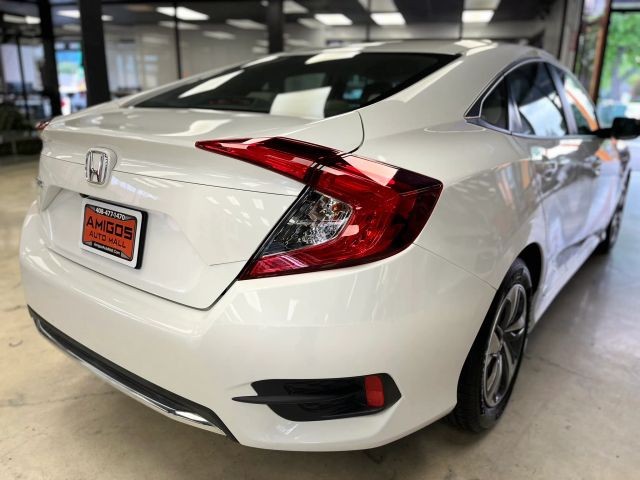 Honda Civic Sedan Vehicle Full-screen Gallery Image 05