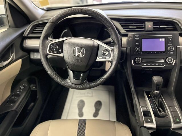 Honda Civic Sedan Vehicle Full-screen Gallery Image 10