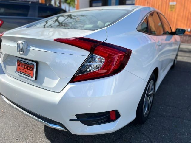 Honda Civic Sedan Vehicle Full-screen Gallery Image 16