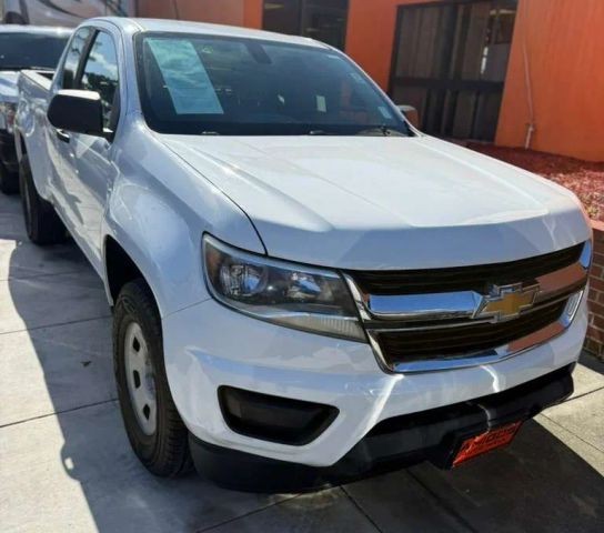 Chevrolet Colorado E Vehicle Full-screen Gallery Image 02