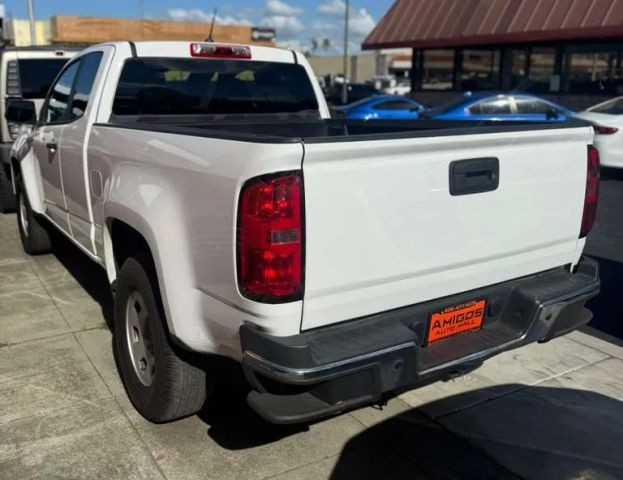 Chevrolet Colorado E Vehicle Full-screen Gallery Image 04