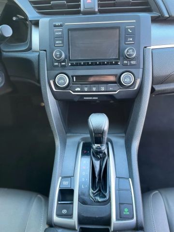 Honda Civic Vehicle Full-screen Gallery Image 12