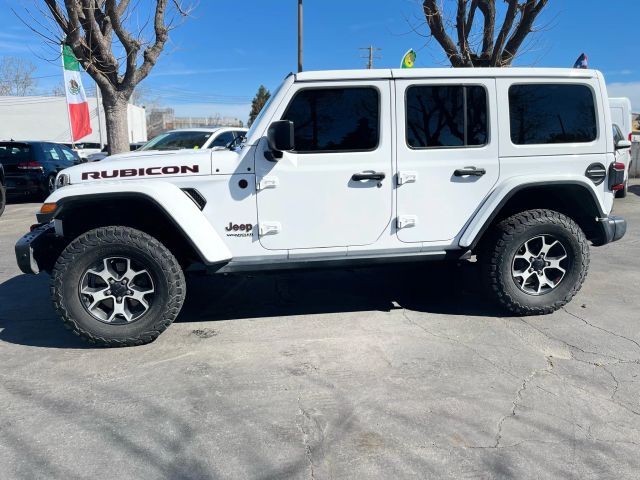 Jeep Wrangler U Vehicle Full-screen Gallery Image 02