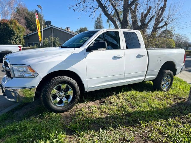 Ram 1500 Class Vehicle Full-screen Gallery Image 02