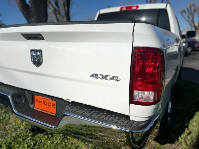 Ram 1500 Class Vehicle Full-screen Gallery Image 04