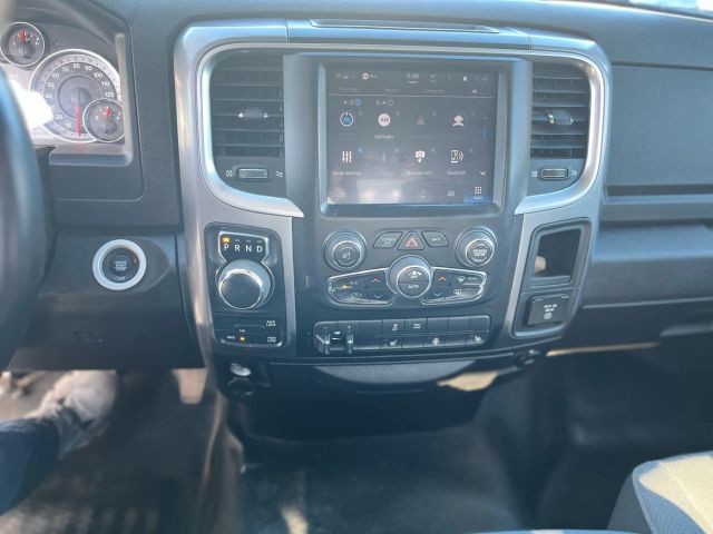 Ram 1500 Class Vehicle Full-screen Gallery Image 10