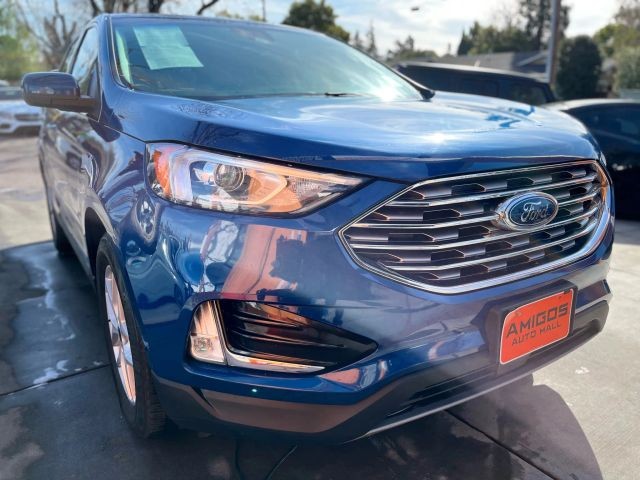 Ford Edge Vehicle Full-screen Gallery Image 07