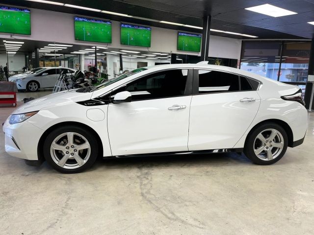 Chevrolet Volt Vehicle Full-screen Gallery Image 02