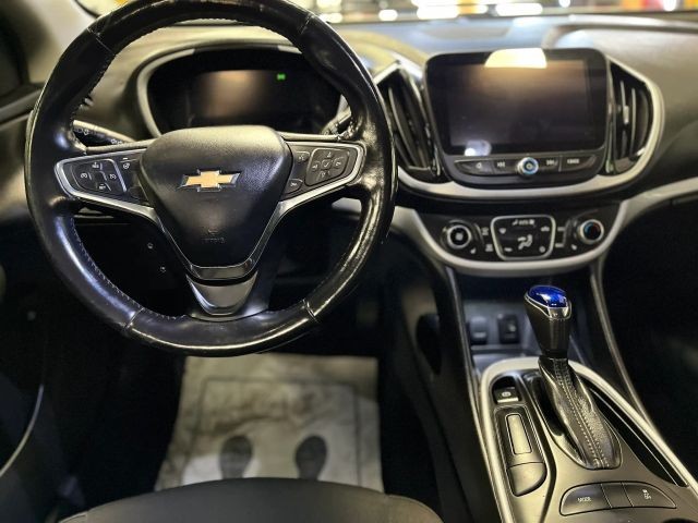 Chevrolet Volt Vehicle Full-screen Gallery Image 11