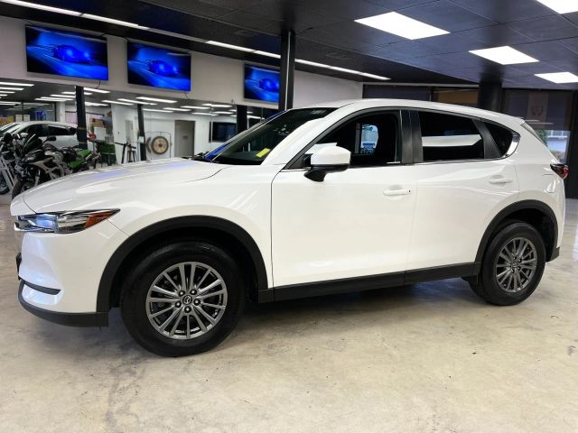 Mazda CX-5 Vehicle Full-screen Gallery Image 02