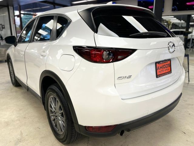 Mazda CX-5 Vehicle Full-screen Gallery Image 03