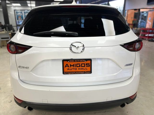 Mazda CX-5 Vehicle Full-screen Gallery Image 04