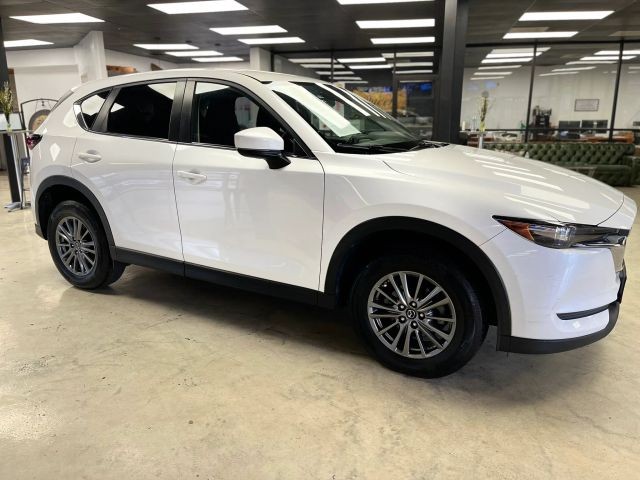 Mazda CX-5 Vehicle Full-screen Gallery Image 06