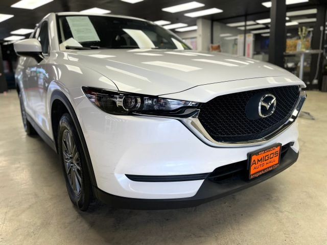 Mazda CX-5 Vehicle Full-screen Gallery Image 07