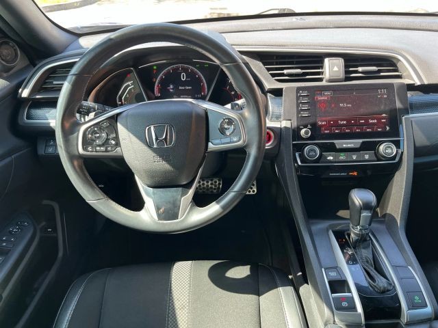 Honda Civic Sedan Vehicle Full-screen Gallery Image 10