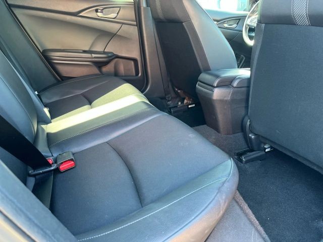 Honda Civic Sedan Vehicle Full-screen Gallery Image 11