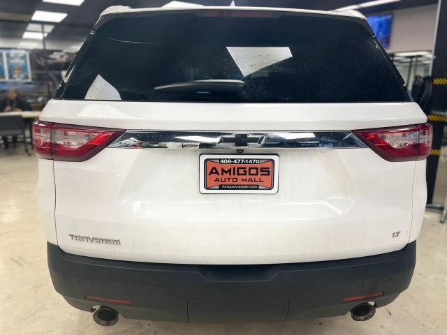 Chevrolet Traverse Vehicle Full-screen Gallery Image 04