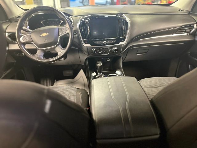 Chevrolet Traverse Vehicle Full-screen Gallery Image 11