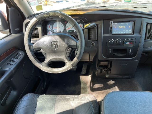 Dodge Ram 1500 Vehicle Full-screen Gallery Image 12