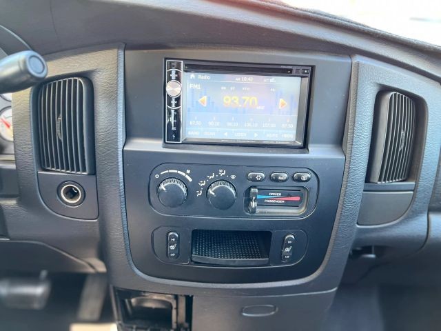 Dodge Ram 1500 Vehicle Full-screen Gallery Image 14