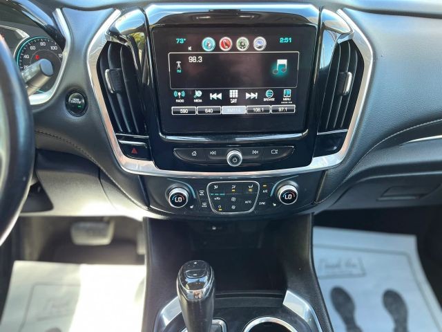 Chevrolet Traverse Vehicle Full-screen Gallery Image 14