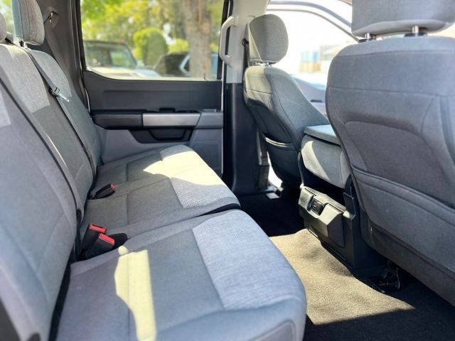 Ford F-150 Vehicle Full-screen Gallery Image 10