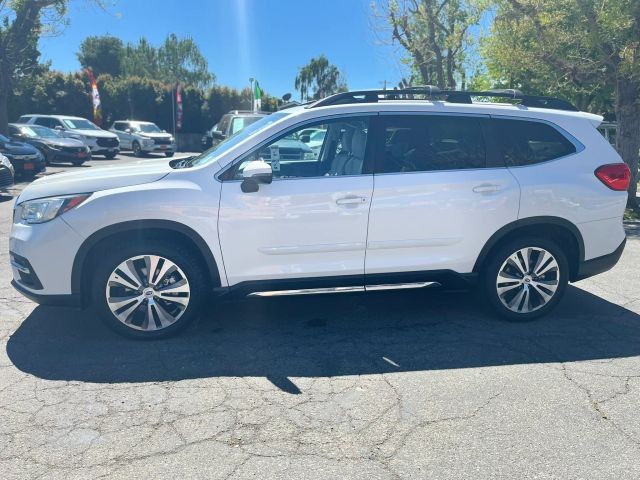 Subaru Ascent Vehicle Full-screen Gallery Image 02