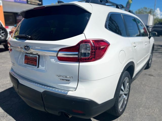 Subaru Ascent Vehicle Full-screen Gallery Image 05