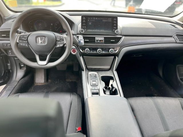 Honda Accord Hybrid Vehicle Full-screen Gallery Image 09