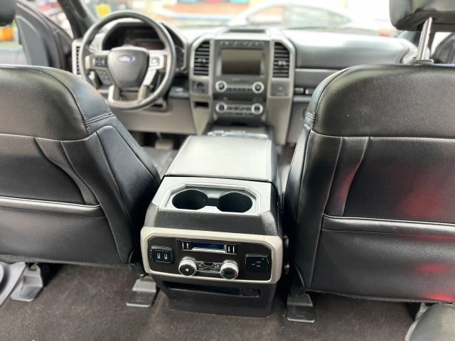 Ford Expedition Max Vehicle Full-screen Gallery Image 14