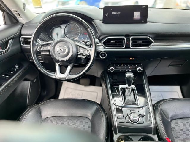 Mazda CX-5 Vehicle Full-screen Gallery Image 09