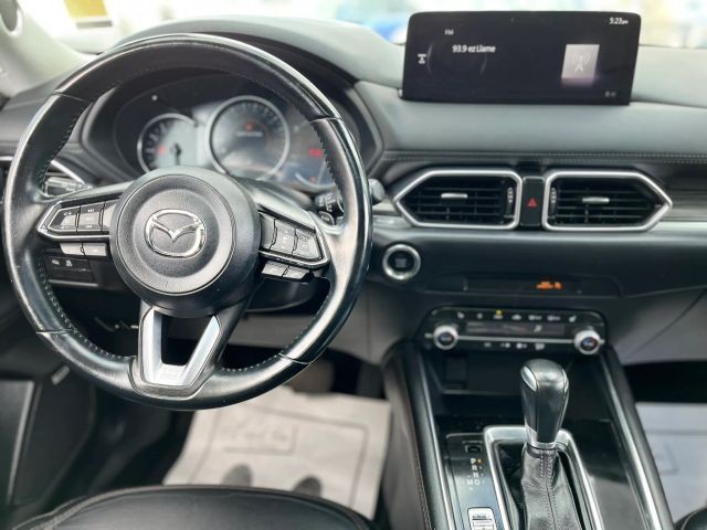 Mazda CX-5 Vehicle Full-screen Gallery Image 10