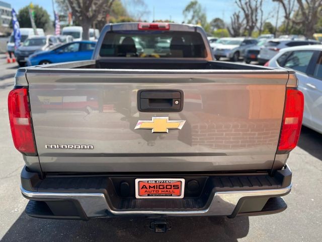 Chevrolet Colorado Vehicle Full-screen Gallery Image 04