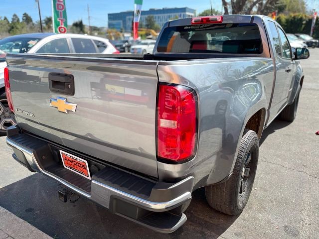 Chevrolet Colorado Vehicle Full-screen Gallery Image 05