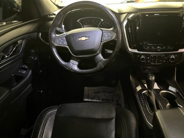Chevrolet Traverse Vehicle Full-screen Gallery Image 14