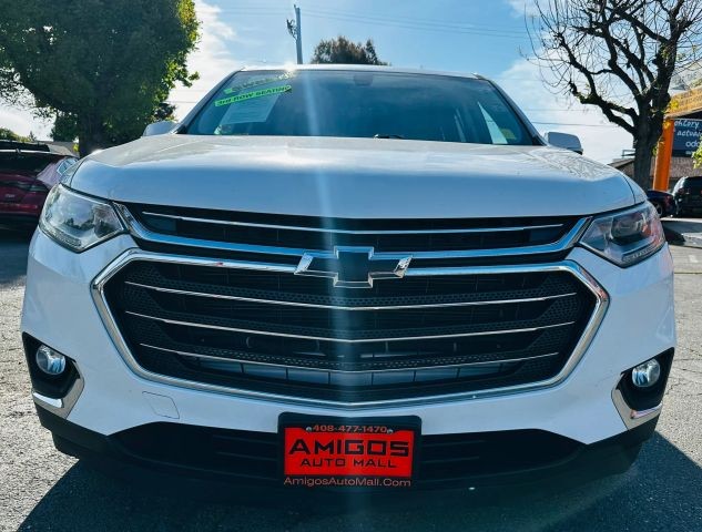 Chevrolet Traverse Vehicle Full-screen Gallery Image 02