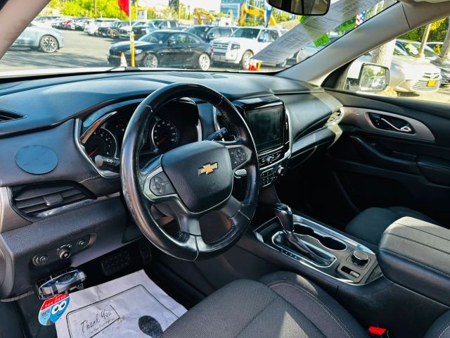 Chevrolet Traverse Vehicle Full-screen Gallery Image 08