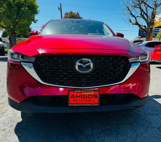 Mazda CX-5 Vehicle Full-screen Gallery Image 02
